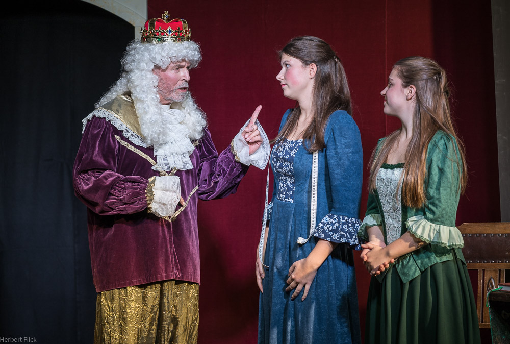 Des Kaisers neue Kleider